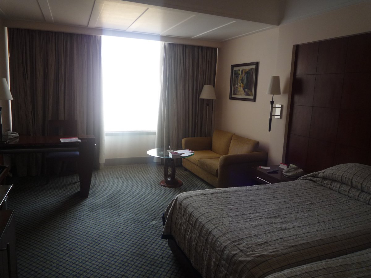 Hotel Ramada01